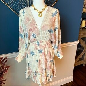 NWT Lovestitch Floral V-Neck Dress Size Medium